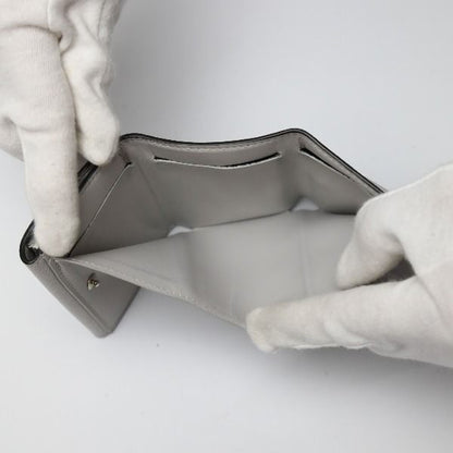 Louis Vuitton M67621 Taiga Diss Cabas Lee Compact Wallet