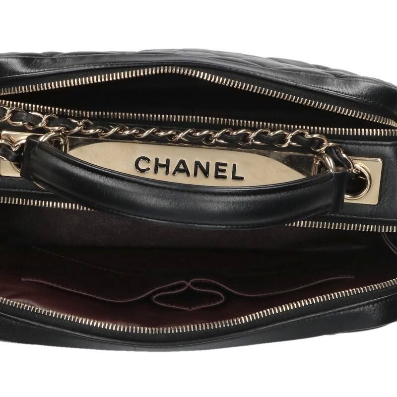 Chanel A92238 Trendy CC Lambskin Chain Shoulder Bag Women