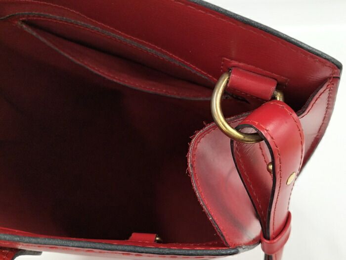 Louis Vuitton Cluny Shoulder Bag Epi Leather Red M52257