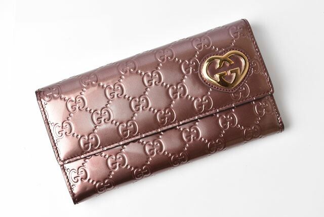 Gucci Wallet Gucci Long Wallet GG Pattern Heart Shape Interlocking G Metallic