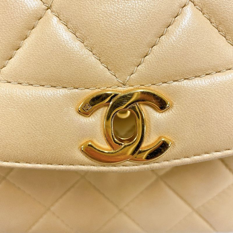 Chanel Diana Flap Turnlock 5th Matelasse Handbag Bag Cabasn Brand Beige Women