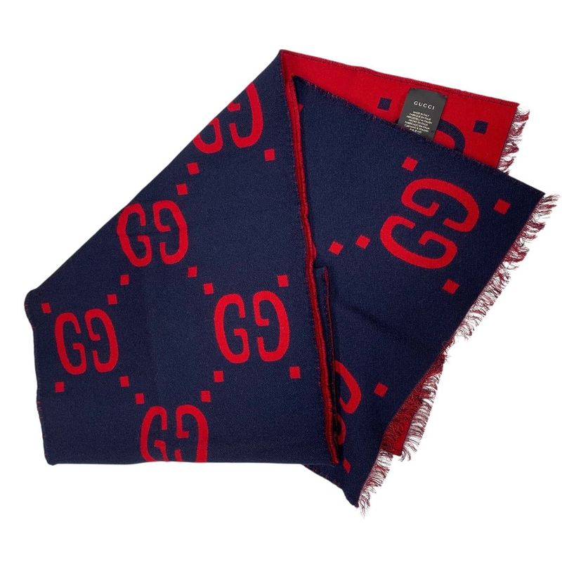 3074 Gucci Scarf GG Jacquard Wool Silk Scarf 495592 Preowned Excellent Condition