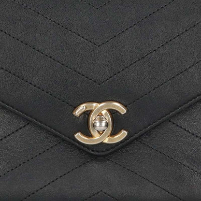 Chanel A57431 Chevron Lambskin Flap Shoulder Bag Women