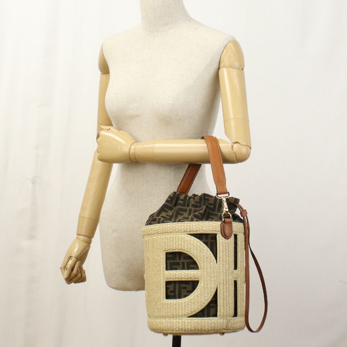 Fendi Medium Bucket Bag Step Out 8bt364 Handbag Straw Medium Bucket Bag Women's