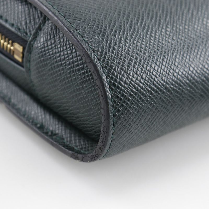 Louis Vuitton Baikal M30184 Taiga Epi Cair Dark Green Vi0935 Men's Second Bag