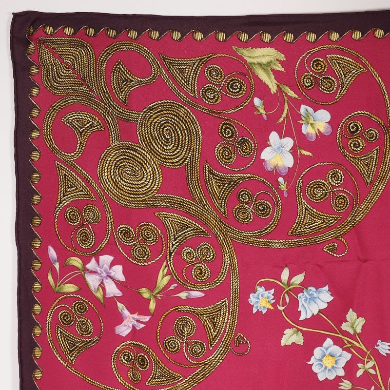 Hermes Carré 90 Arabesques Arabesque Silk Red Women's Scarf