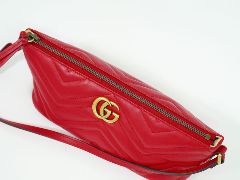 Authentic Gucci GG Marmont Shoulder Bag Leather Red 739166 Bag Pre-owned