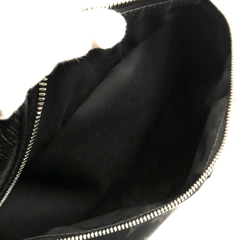 Louis Vuitton Monogram Eclipse Discovery Backpack Black