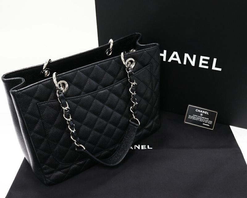Chanel Tote Chain Shoulder Bag Matelasse GST Large Shopping Bag Caviar Skin