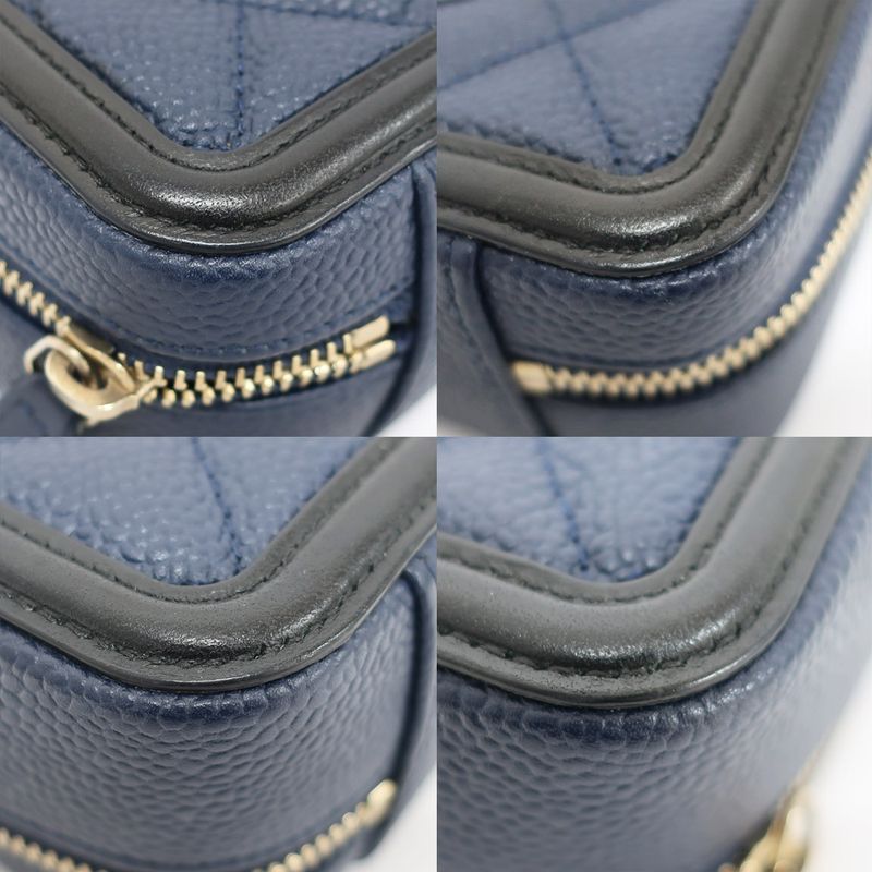Chanel CC Filigree-chain Shoulder Bag Navy-gdhardware Matelasse