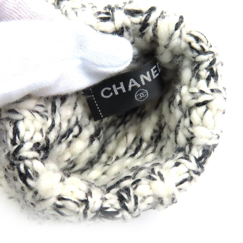 CHANEL P39194 Wool Cashmere Coco Rhinestone Knit Gloves Mittens