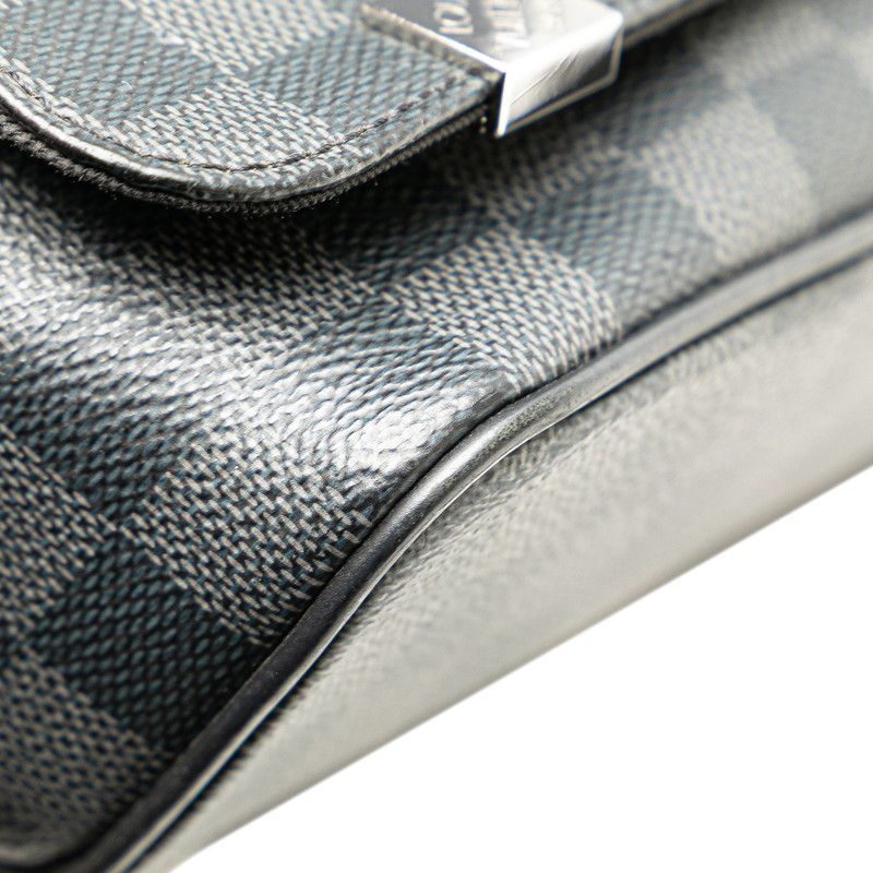 Louis Vuitton Damier Graphite District PM Crossbody Shoulder Bag N41028 Black