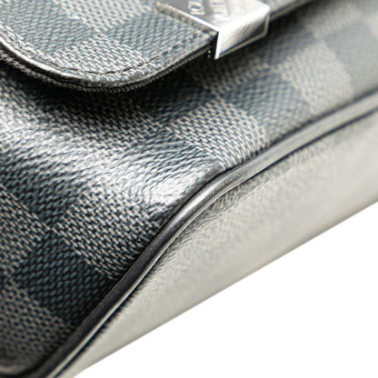 Louis Vuitton Damier Graphite District PM Crossbody Shoulder Bag N41028 Black