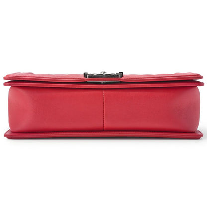 Chanel Boy Chanel Large Size Matelasse Chain Shoulder Bag Calfskin Red (silver