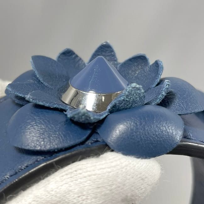 Fendi Shoulder Strap You Navy Excellent Condition Leather