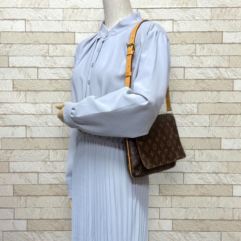 Louis Vuitton Musette Tango Short Monogram Shoulder Bag Monogram Canvas M51257