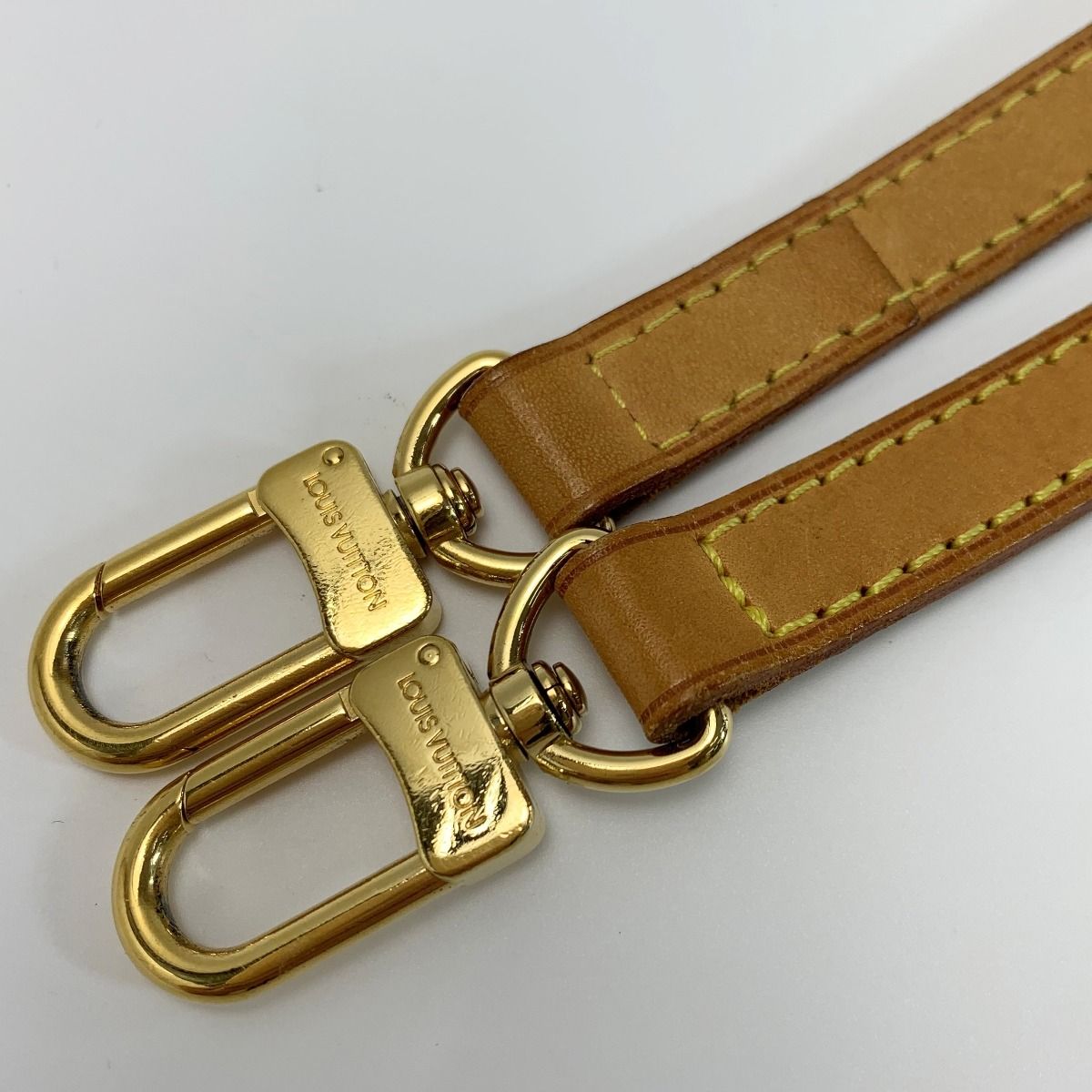 Louis Vuitton Leather Leather Beige Gold Hardware Approx 77cm (30.31in)