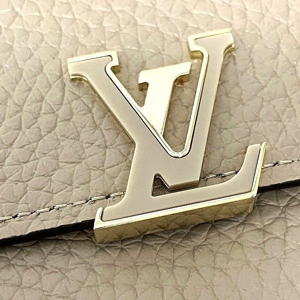Louis Vuitton Portefeuille Capucines Compact M62159 Trifold Wallet Women