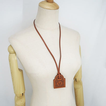 Hermes Necklace H Curiosity Cadena Z Engraved Leather Accessories -