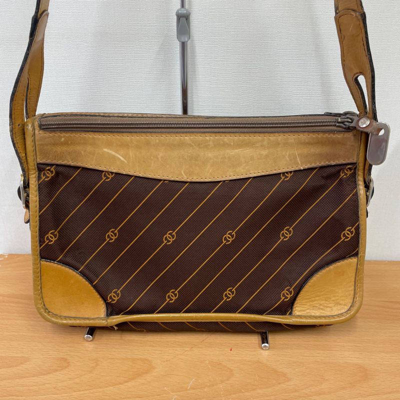 Old Gucci Shoulder Bag Vintage A25-1846