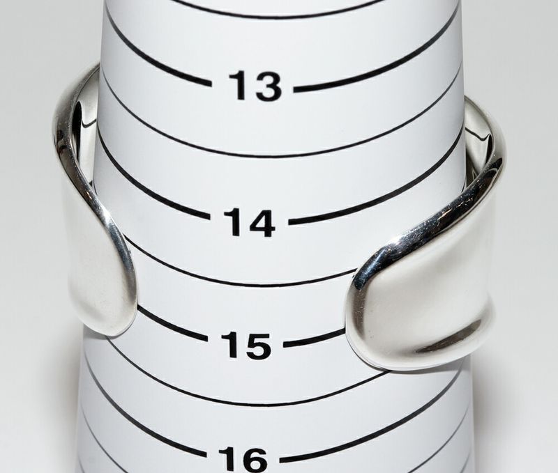 Tiffany & Co Bangle SV Elsa Peretti Small Bone Cuff Bangle Medium For Right Hand