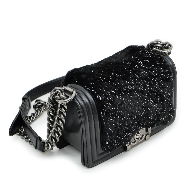 Chanel Beautiful Chanel Chain Shoulder Bag Orirag Rabbit Fur Lamb Black