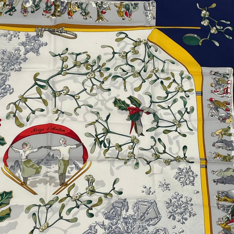 Hermes Carre 90 Neige D'antan Last Year's Snow Navy 100% Silk Scarf