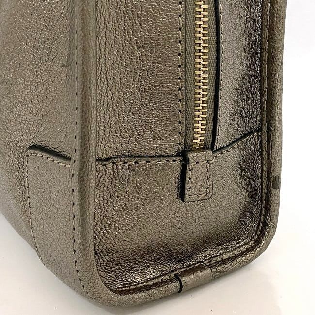 Loewe Handbag Amazona 23 Gold Anagram
