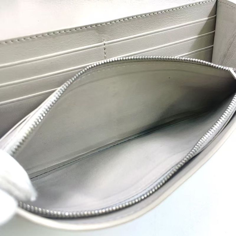 Loewe Bifold Long Wallet Anagram Continental Wallet Leather Beige Wallet Silver