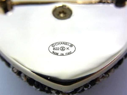 Chanel Coco Mark B22K Canvas Heart Pin Brooch Pin Badge Accessories