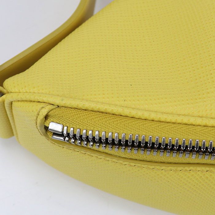 Prada Triangle 2vl039 2FAD F0377 Shoulder Bag Leather Unisex