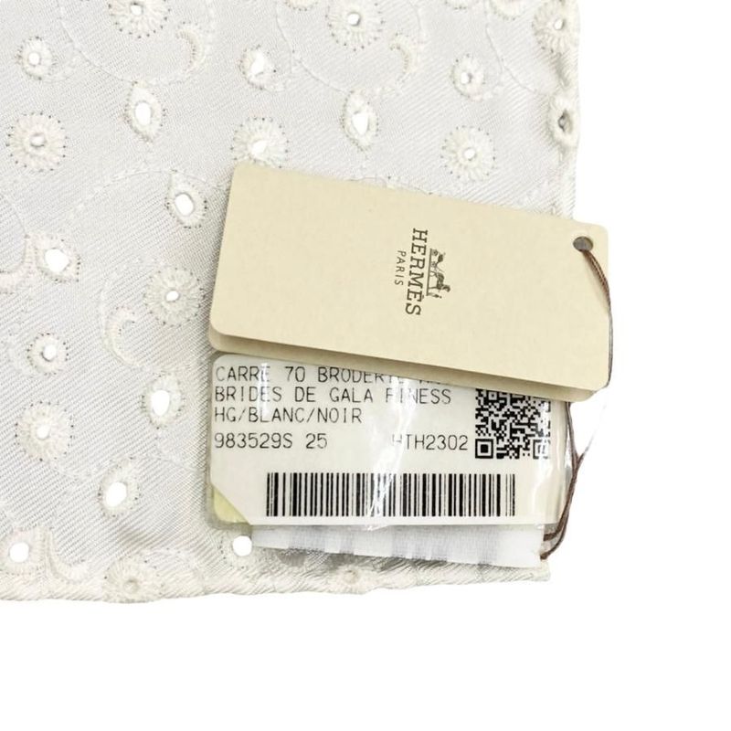 Hermes Silk Scarf Carré 70 Brides de Gala H983529s 25 Blanc Noir Black White