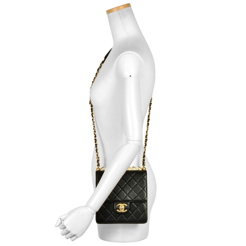 Chanel Mini Matelasse Chain Shoulder Bag Leather Black Gold Hardware