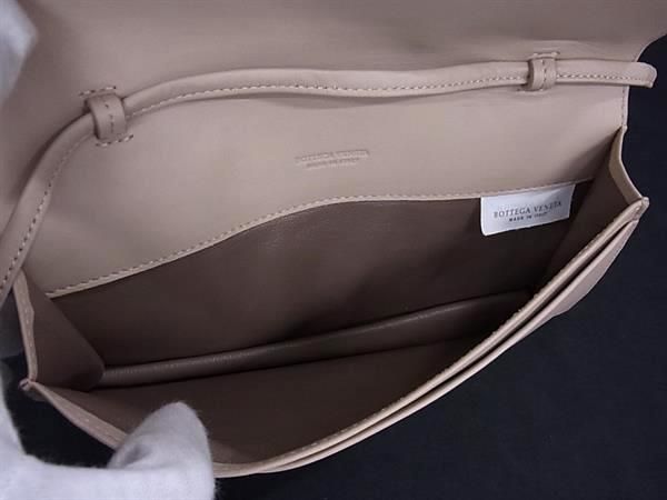 Bottega Veneta Intrecciato Leather Shoulder Wallet Mini Bag Beige Fl6571