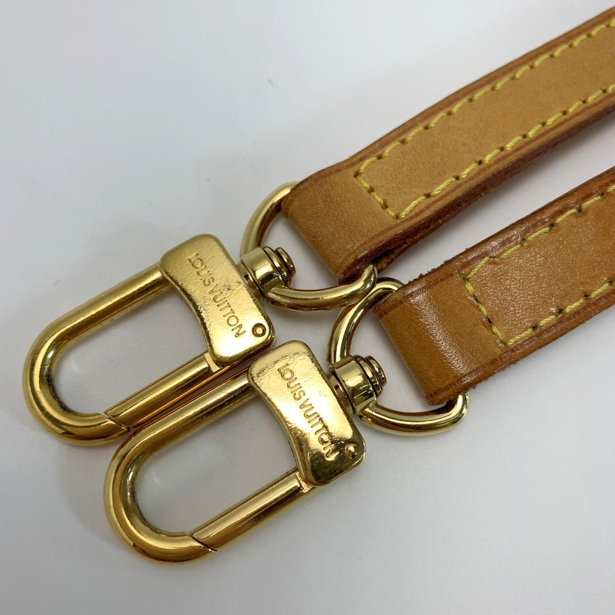 Louis Vuitton Leather Leather Beige Gold Hardware Approx 77cm (30.31in)