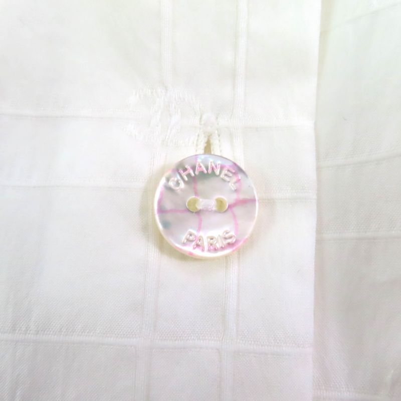 CHANEL P78855 Silk Blend Coco Mark Sleeveless Shirt Blouse With Logo Button