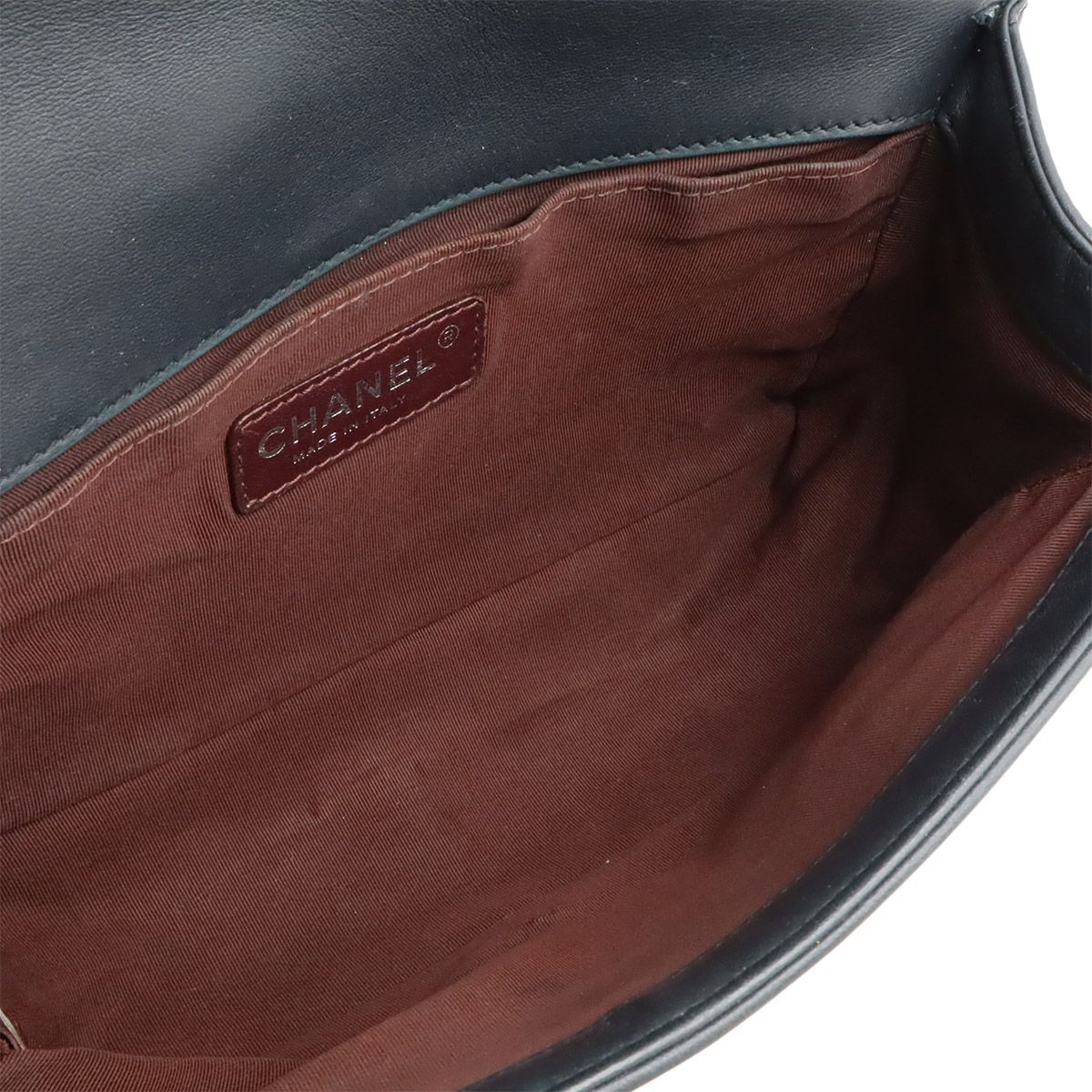 Chanel Boy Chanel 25 V Stitching Coco Mark Chain Shoulder Shoulder Bag Crossbody