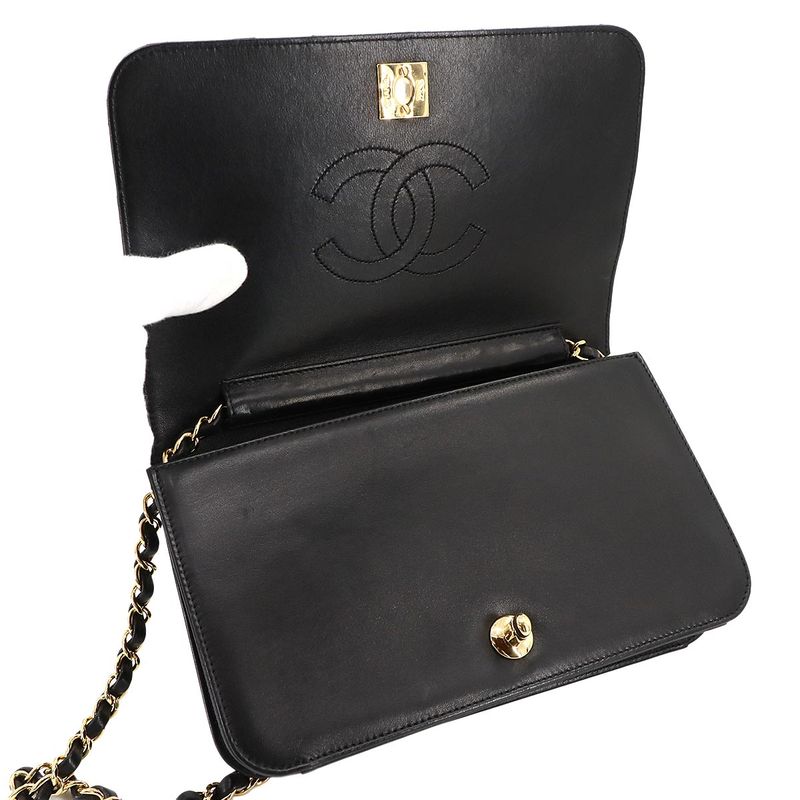 Chanel Matelasse Chain Shoulder Bag Lambskin Black Gold Hardware Turnlock