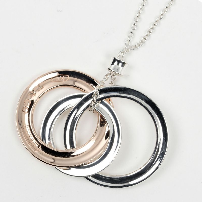 Tiffany & Co 1837 Interlocking Circle 925 Silver And Rubed Metal Ladies 5.11g