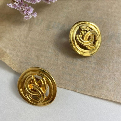 CHANEL Vintage CC Gold Plated Clip-On Round Medallion Logo Earrings 1996 96P