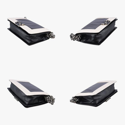Chanel Boy Chanel Black And White Leather A66713 15641012