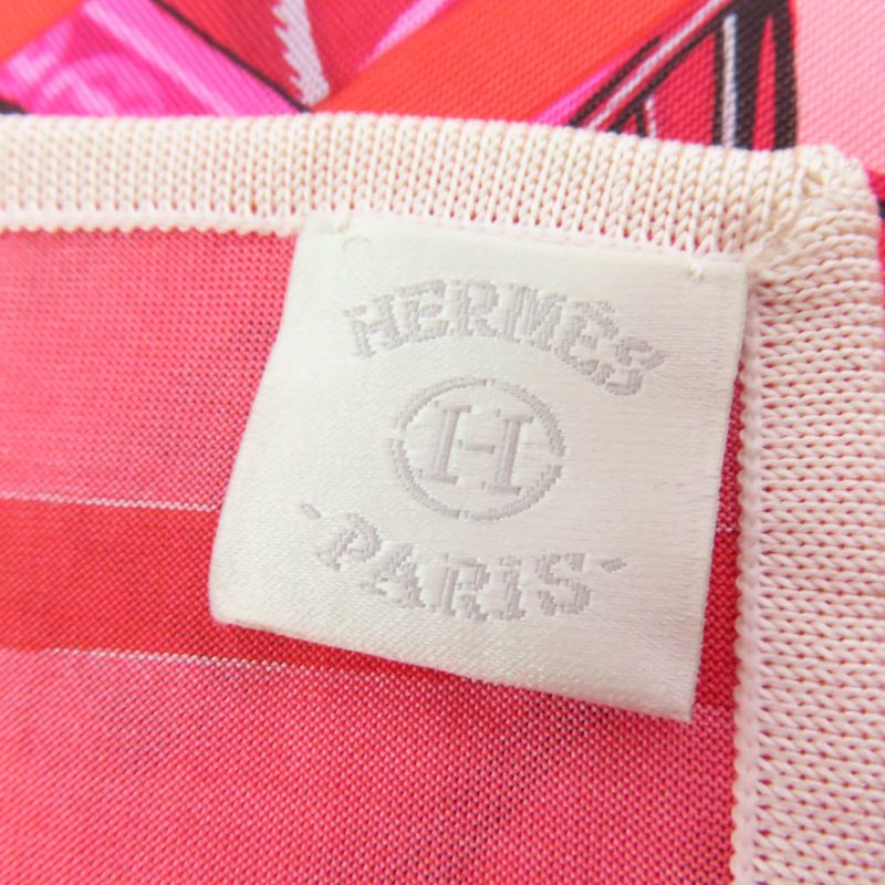 Hermes Brides De GALA Brides De Gala Ceremonial Maitre D' 100% Silk Scarf Red
