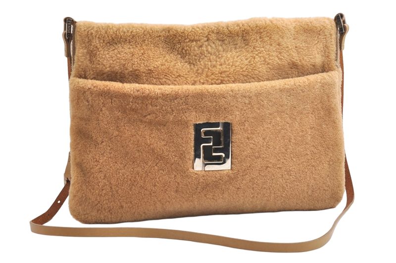 Fendi Vintage Shoulder Crossbody Bag Boa Leather Beige 3600n