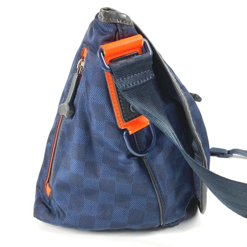 Louis Vuitton Shoulder Bag Challenge Messenger Bag N41240 Leather / Nylon Navy