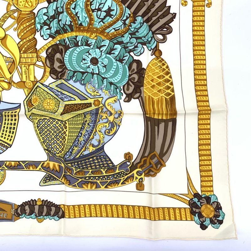 Grade Hermes Carre 90 Armets En Panache Feathered Helmet Gold Multicolor Scarf