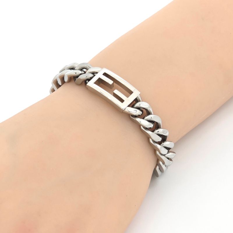 Fendi Baguette Bracelet M 19.5cm (7.68in) Long Silver-colored Palladium-polished