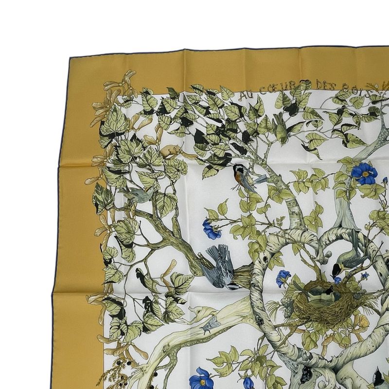 Hermes Carre 90 100% Silk Scarf AU Coeur DES BOIS In The Woods Green With Box