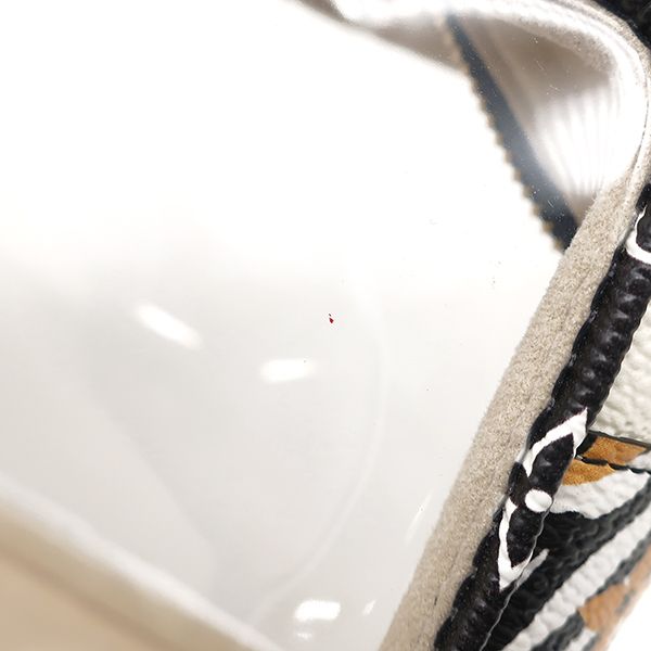 Louis Vuitton Pouch Beach Pouch Monogram Jungle Canvas Monogram Jungle Gold