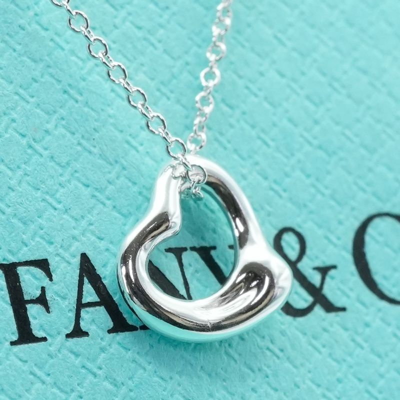 11mm (0.43in) Tiffany & Co Open Heart Necklace XS 24-5748s