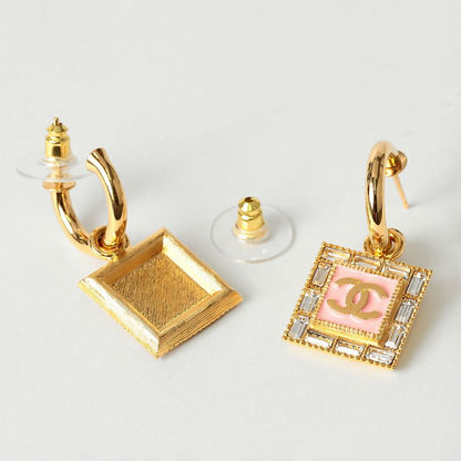 Chanel Earrings Stud Earrings Gold/pink